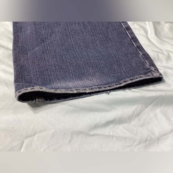 Silver Jeans Aiko Bootcut Medium Wash Size 27X31 (US 4) - Picture 6 of 15